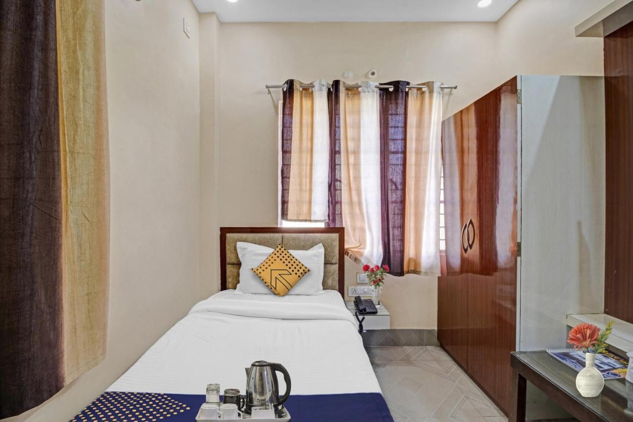 Spot On Hotel Stay In Koch Bihar Ngoại thất bức ảnh