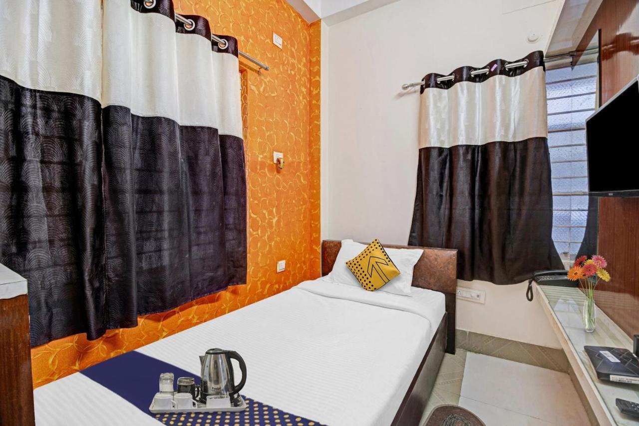 Spot On Hotel Stay In Koch Bihar Ngoại thất bức ảnh